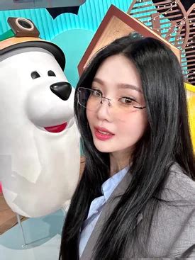 Joy (Red Velvet) profile, age & facts (2024 updated) .